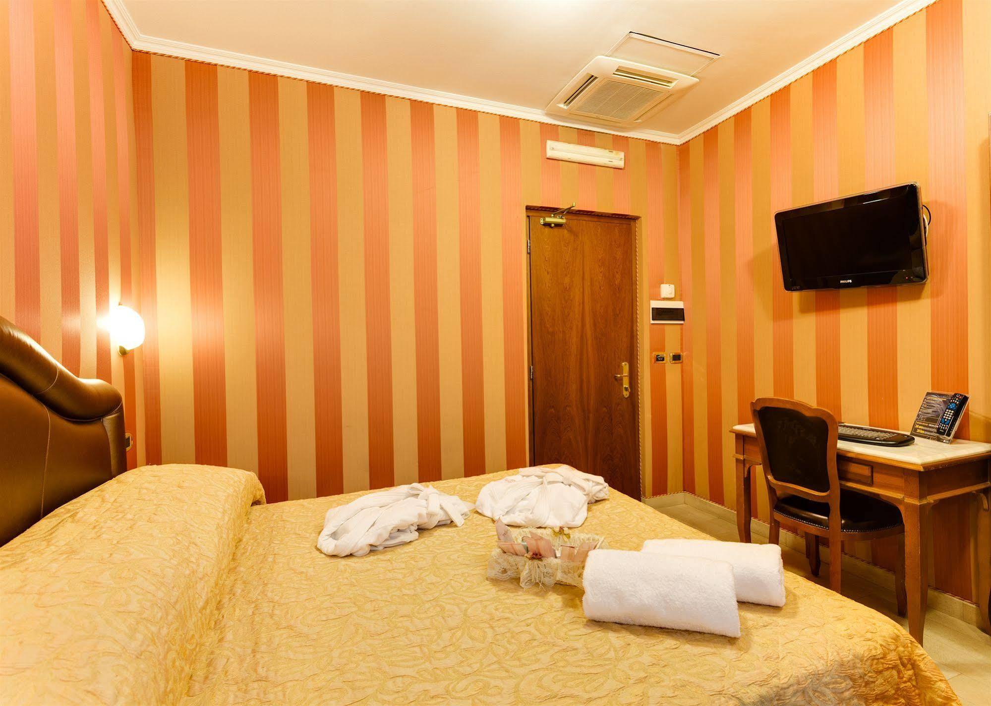 Hotel Forte Rome Exterior photo